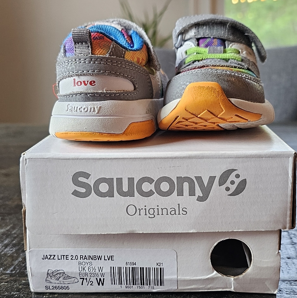 Saucony, Kids Jazz Lite 2.0 LX , Rainbow Love, Toddler Boys' Size 7.5 W